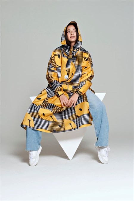 Rain Kiss Sunset Smiley Rain Poncho Yellow UNISEX ONE SIZE 