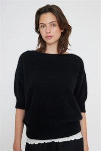 Six Ames Moi Sweater Black    