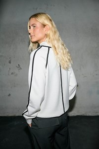 Humble by Sofie Pullover Liv Off White 